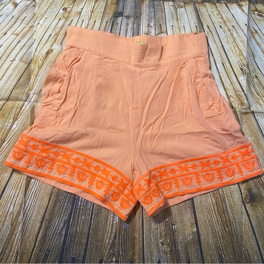 Gianni Bini Orange Floral Embroidered Stretch Waist Side Zip Shorts